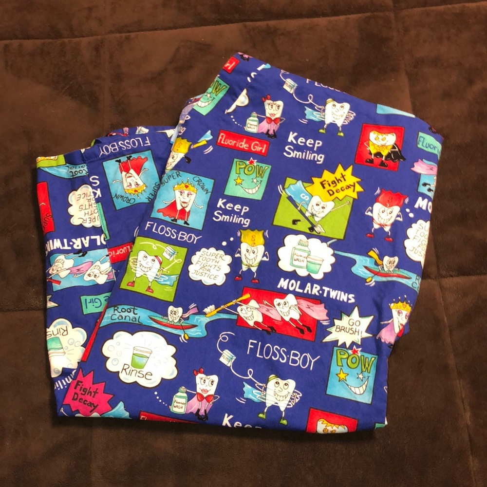 Scrub Top for Dental- Size Small